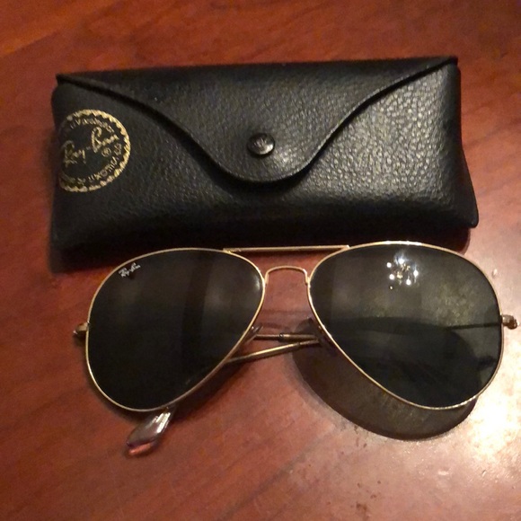 Preowned  ray-ban aviators sunglasses- grey black and gold frame w case “as is” main image 6